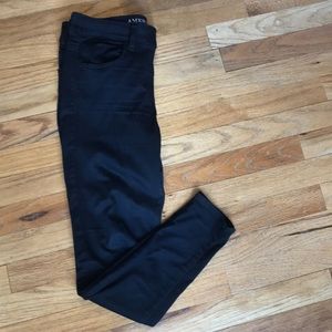 American Eagle black super stretch jegging